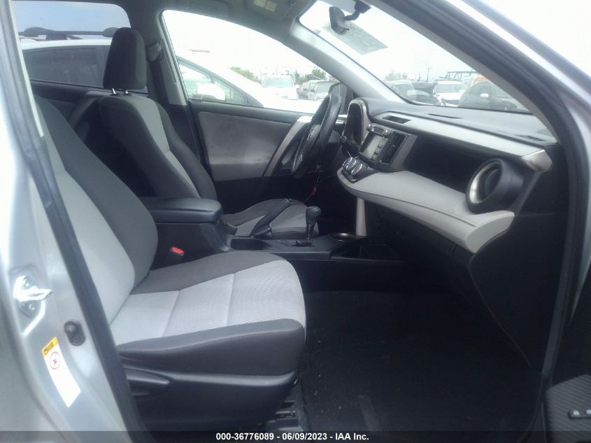 2015 TOYOTA RAV4 LE - JTMZFREV7FD070269