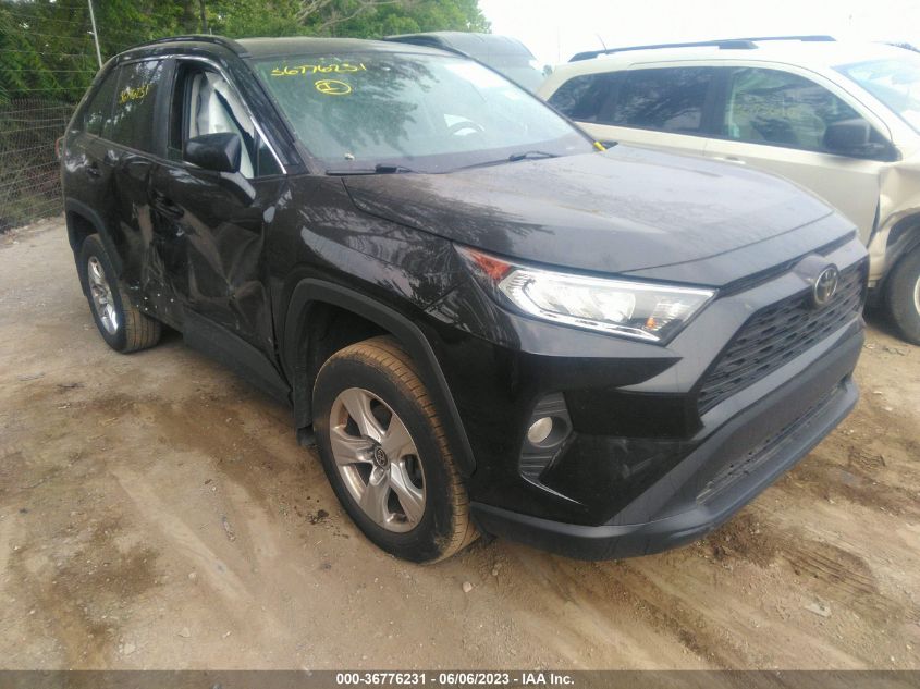 2T3P1RFV6MC227991 Toyota RAV4 XLE