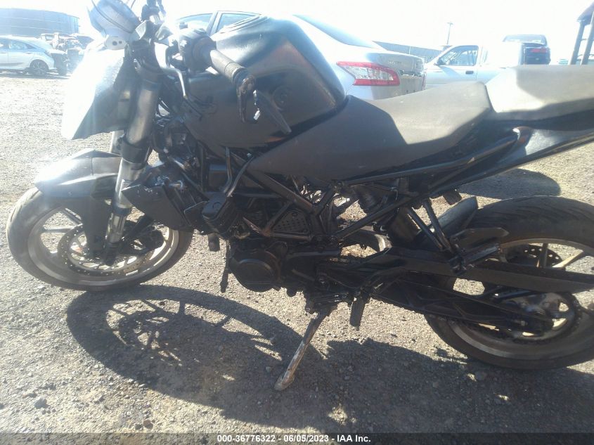 2022 KTM 200 DUKE - MD2JPC402NC069249
