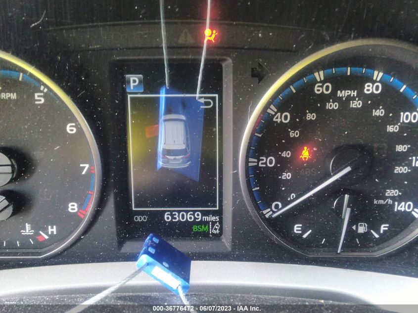 2018 TOYOTA RAV4 XLE/ADVENTURE - 2T3RFREVXJW720014