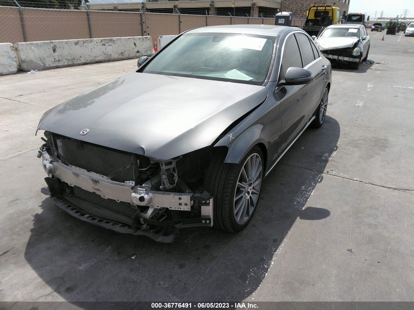 VIN 55SWF4JB1JU271621 2018 MERCEDES-BENZ C-CLASS C 300