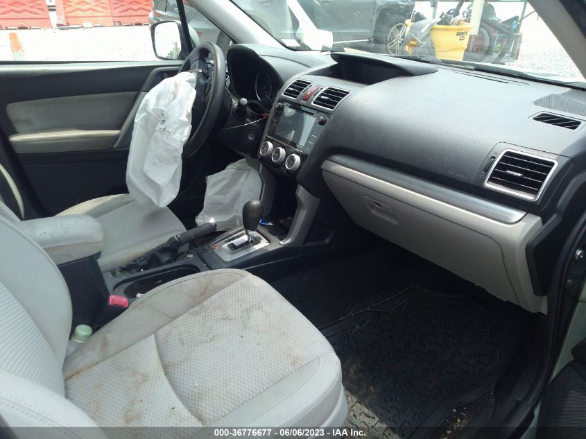 2016 SUBARU FORESTER 2.5I PREMIUM - JF2SJADC4GH529061
