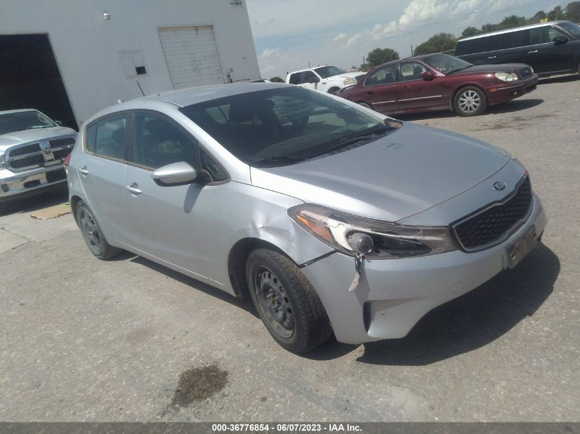 KNAFK5A82H5708896 KIA FORTE5 LX 2017