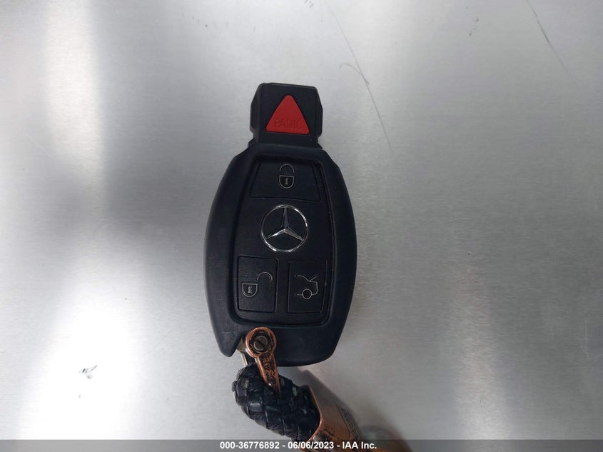 VIN 55SWF4JB4HU232516 2017 MERCEDES-BENZ C-CLASS C 300