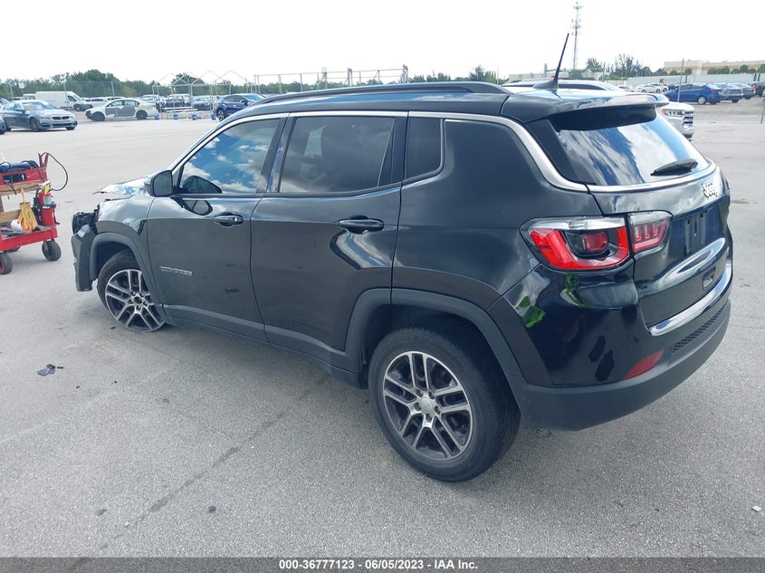 VIN 3C4NJCBB8KT637467 2019 JEEP COMPASS LATITUDE