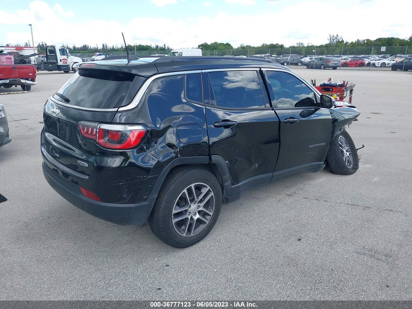 VIN 3C4NJCBB8KT637467 2019 JEEP COMPASS LATITUDE
