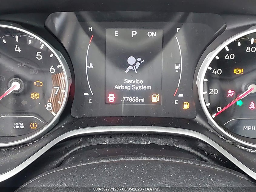 VIN 3C4NJCBB8KT637467 2019 JEEP COMPASS LATITUDE