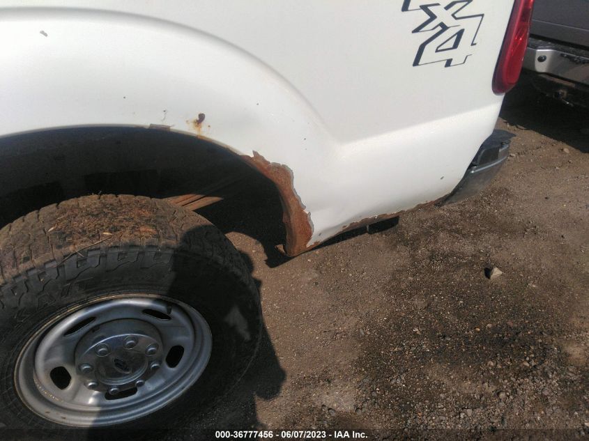 2015 FORD SUPER DUTY F-250 SRW XLT/XL - 1FTBF2B69FEA47477