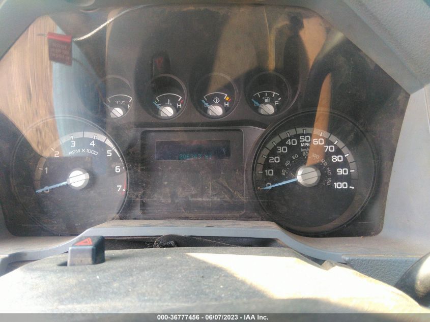 2015 FORD SUPER DUTY F-250 SRW XLT/XL - 1FTBF2B69FEA47477