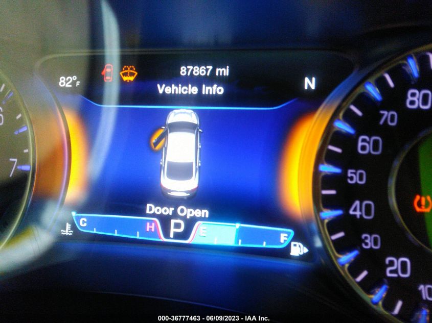 2015 CHRYSLER 200 C - 1C3CCCCB4FN547226