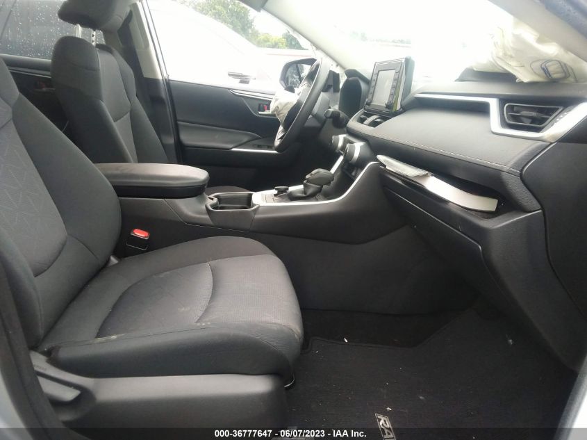 2019 TOYOTA RAV4 XLE - JTMW1RFV1KD019540