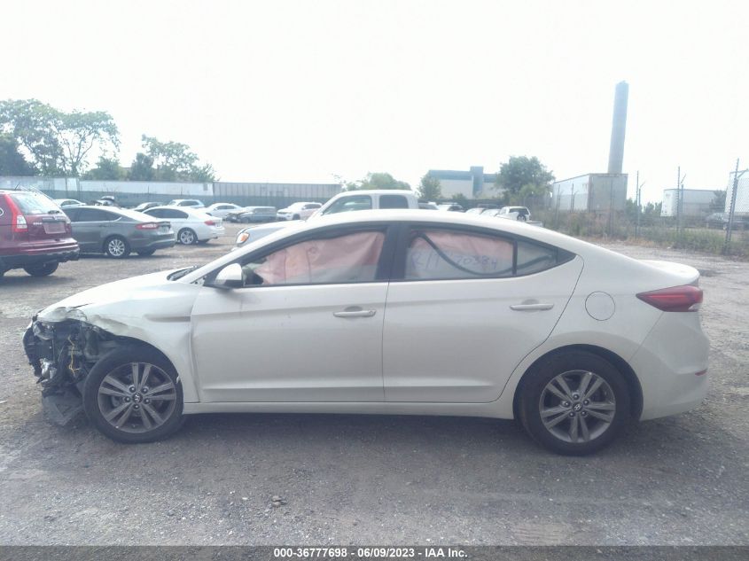 2017 HYUNDAI ELANTRA SE/VALUE/LIMITED - 5NPD84LF3HH121394