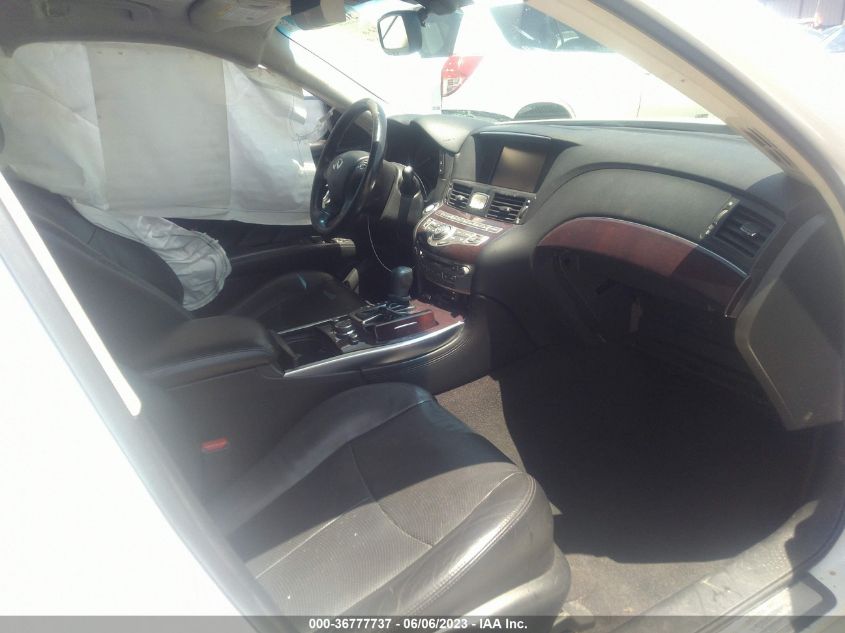 2017 INFINITI Q70 3.7 JN1BY1AP9HM741368