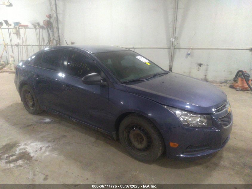 2013 CHEVROLET CRUZE LS - 1G1PA5SG2D7323913