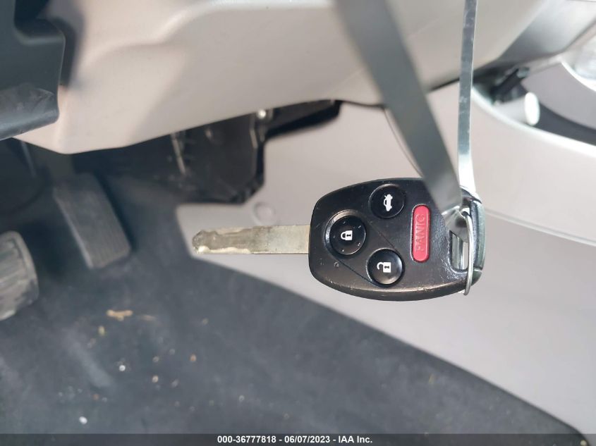 2013 HONDA CIVIC SDN LX - 2HGFB2F53DH590572