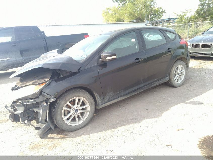 2015 FORD FOCUS SE - 1FADP3K24FL264977