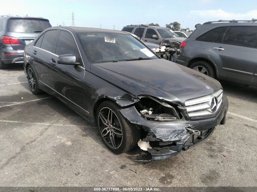 2013 MERCEDES-BENZ C 250 SPORT/LUXURY - WDDGF4HB5DA828111