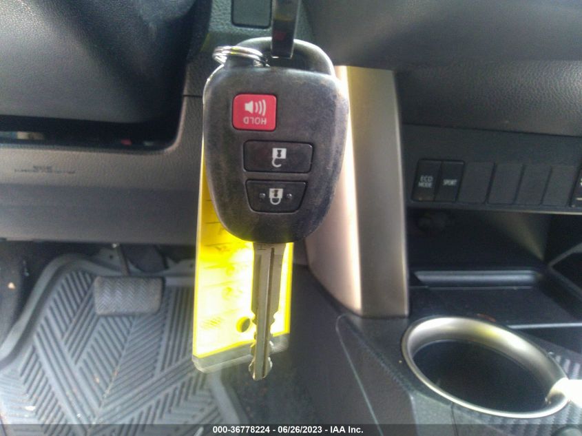 2014 TOYOTA RAV4 LE - JTMBFREV9ED072279