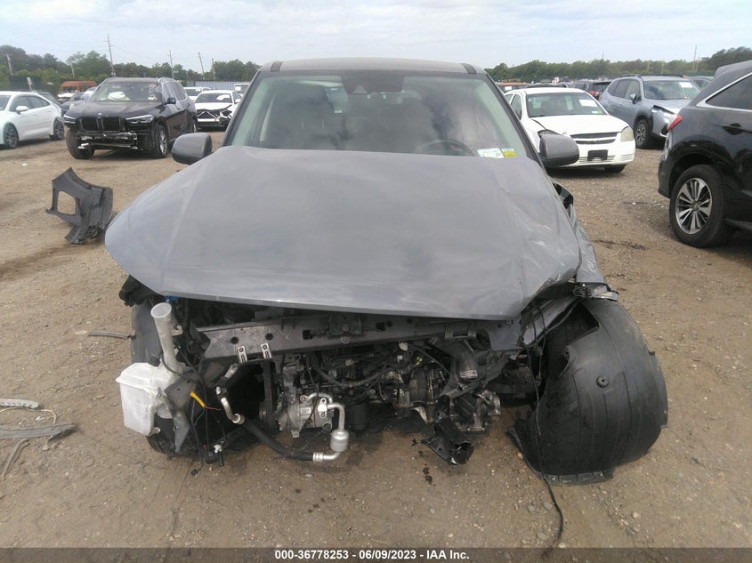 VIN KMHRB8A37LU015662 2020 HYUNDAI VENUE SE