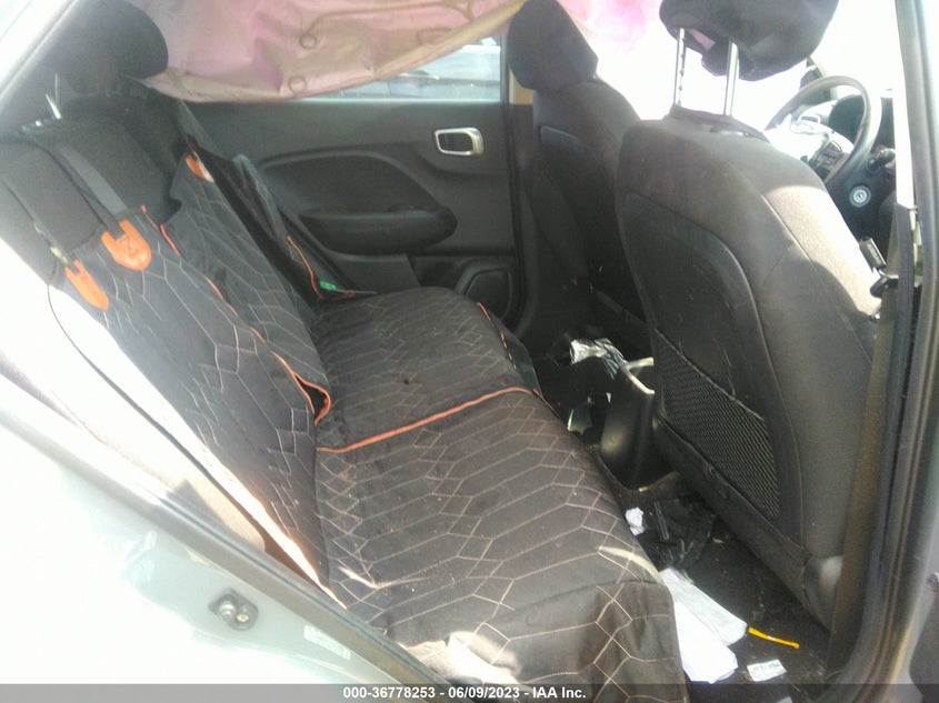 VIN KMHRB8A37LU015662 2020 HYUNDAI VENUE SE