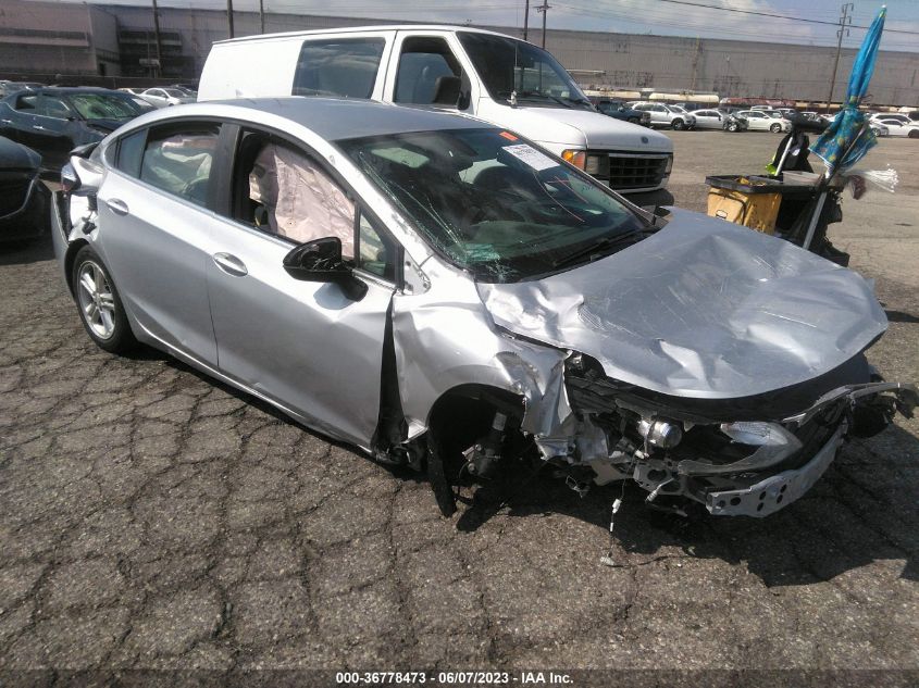 2018 CHEVROLET CRUZE LT - 1G1BE5SM4J7245344