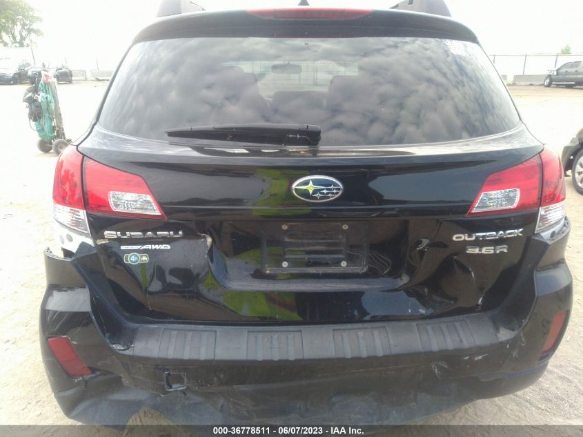 2013 SUBARU OUTBACK 3.6R LIMITED - 4S4BRDKC7D2305675