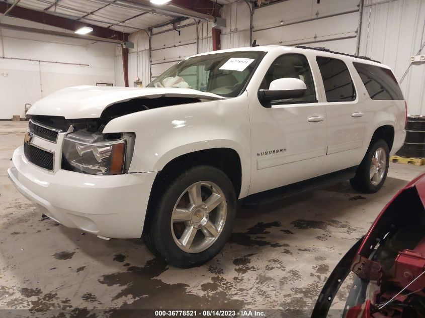 2013 CHEVROLET SUBURBAN 1500 LT - 1GNSKJE71DR186185