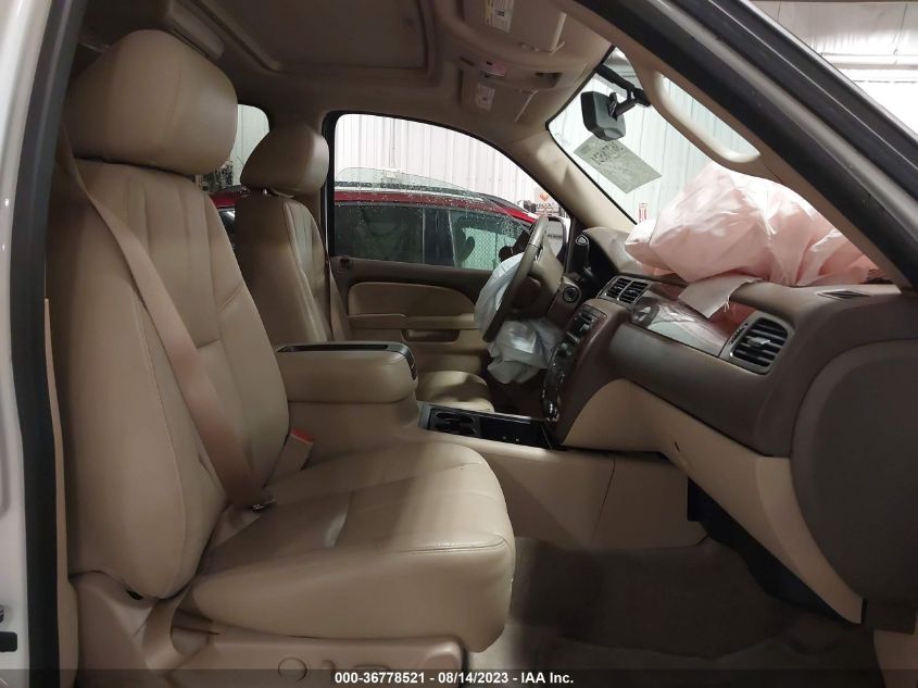 2013 CHEVROLET SUBURBAN 1500 LT - 1GNSKJE71DR186185