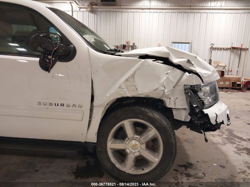 2013 CHEVROLET SUBURBAN 1500 LT - 1GNSKJE71DR186185