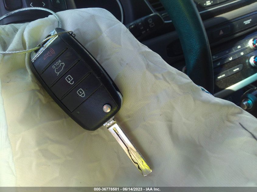 2015 KIA SEDONA LX - KNDMB5C15F6045177