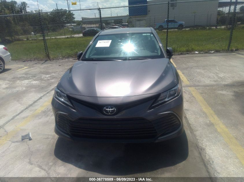 2021 TOYOTA CAMRY LE - 4T1C11AK3MU439154