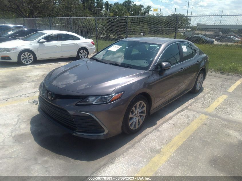 2021 TOYOTA CAMRY LE - 4T1C11AK3MU439154