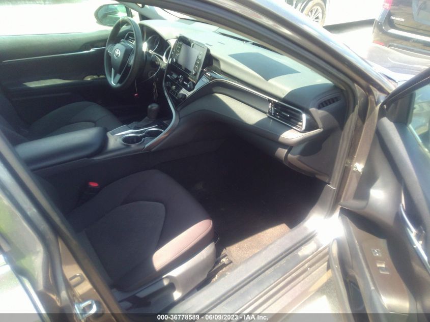 2021 TOYOTA CAMRY LE - 4T1C11AK3MU439154