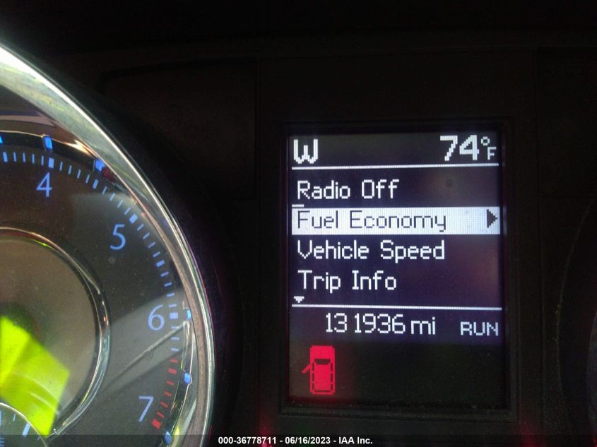 2014 CHRYSLER TOWN & COUNTRY TOURING - 2C4RC1BG0ER116021