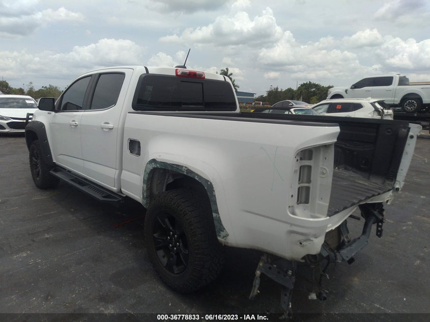 VIN 1GCPTCE17K1260935 2019 CHEVROLET COLORADO 4WD LT