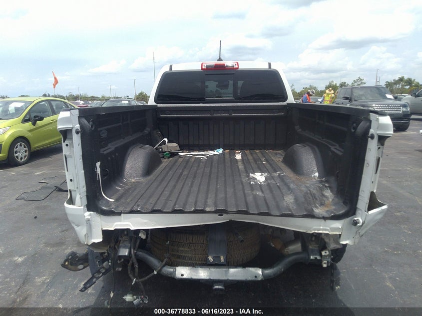 VIN 1GCPTCE17K1260935 2019 CHEVROLET COLORADO 4WD LT