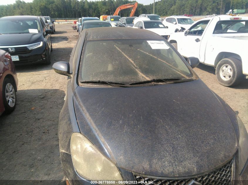 2013 SUZUKI KIZASHI SE JS2RE9A34D6100052