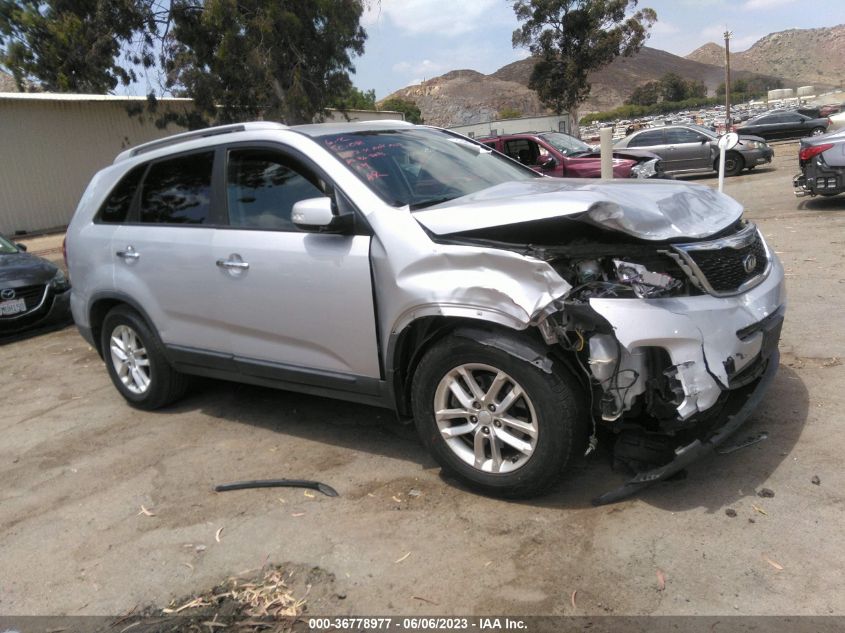 2015 KIA SORENTO LX - 5XYKT4A73FG554459