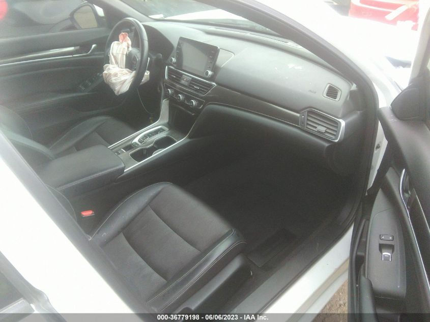 2018 HONDA ACCORD SEDAN SPORT 2.0T - 1HGCV2F31JA054013