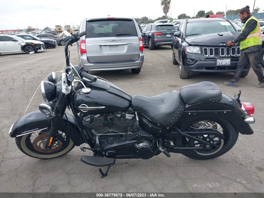 VIN 1HD1YAJ25KB056444 2019 HARLEY-DAVIDSON FLHC