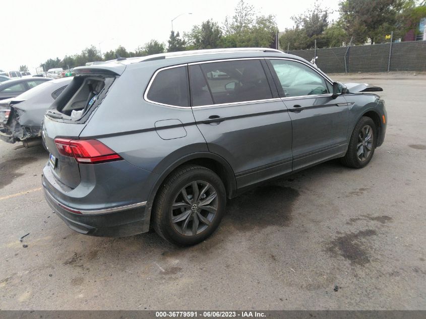 3VV3B7AX0PM044942 Volkswagen Tiguan SE 4