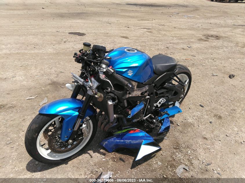 2013 SUZUKI GSX-R600 - JS1GN7FA2D2100100