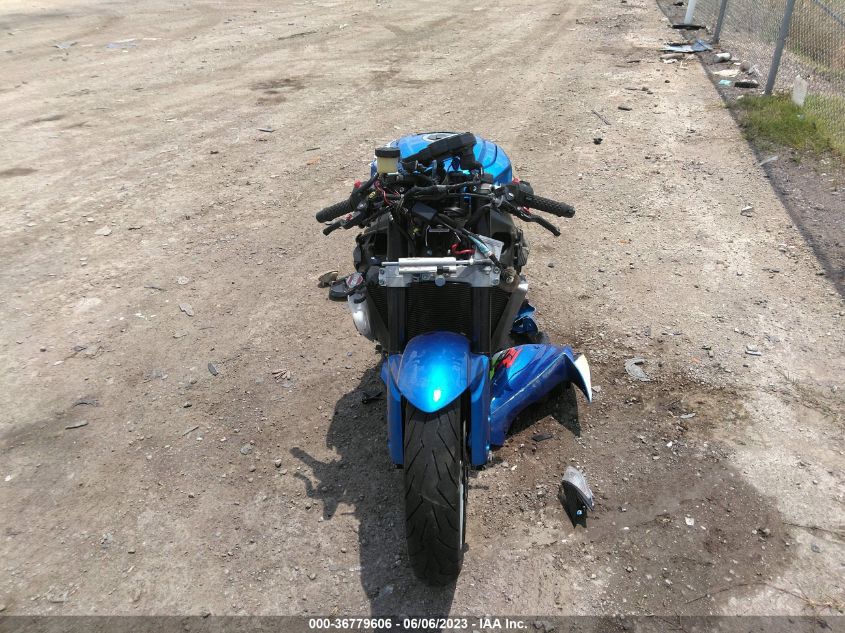 2013 SUZUKI GSX-R600 - JS1GN7FA2D2100100