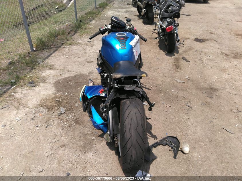 2013 SUZUKI GSX-R600 - JS1GN7FA2D2100100
