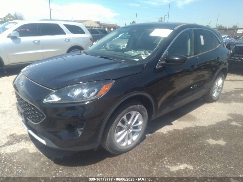 2020 FORD ESCAPE SE - 1FMCU0G68LUA00686