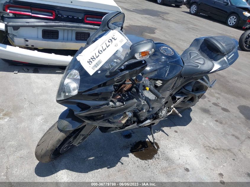 2008 SUZUKI GSX-R1000 - JS1GT77A082108464