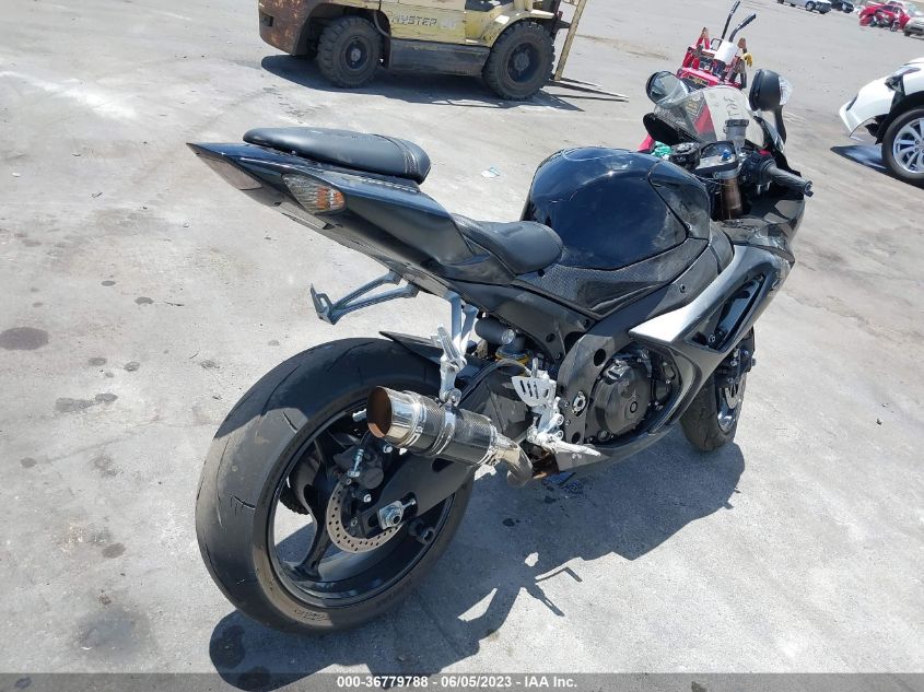 2008 SUZUKI GSX-R1000 - JS1GT77A082108464