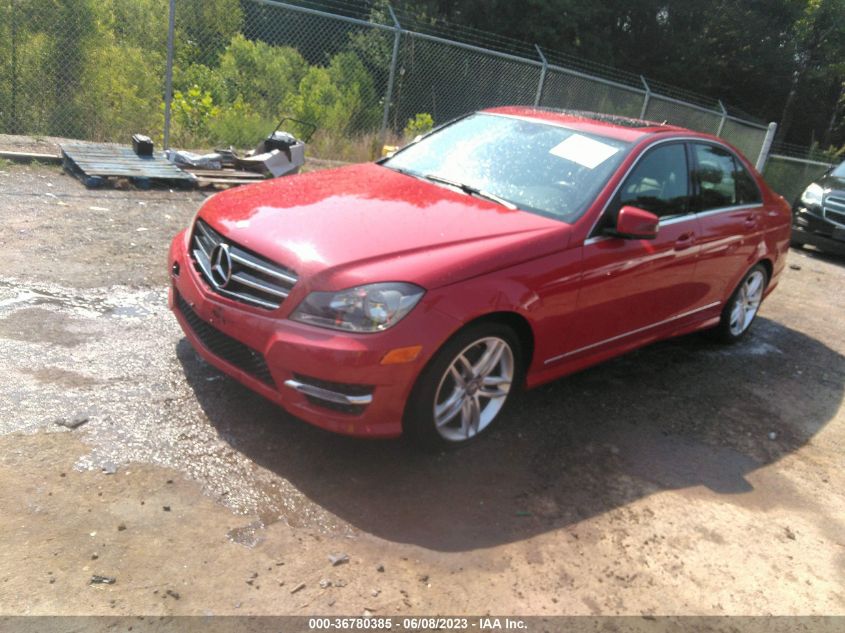 2014 MERCEDES-BENZ C-CLASS C 300 - WDDGF8AB5EG247286