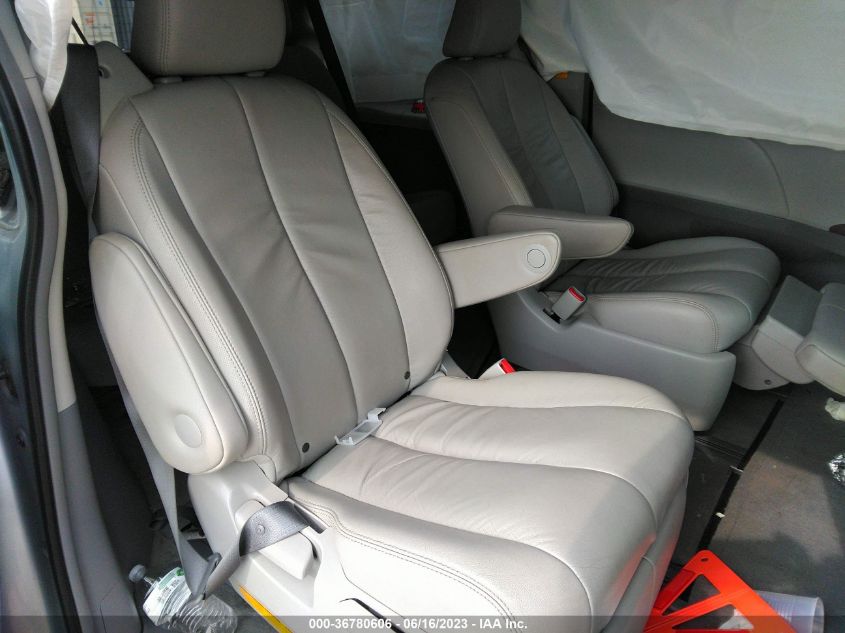 2013 TOYOTA SIENNA XLE/LTD - 5TDDK3DC2DS070166