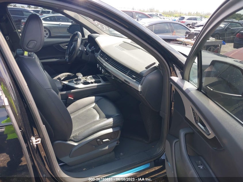 VIN WA1LHAF71JD048207 2018 AUDI Q7 PREMIUM PLUS